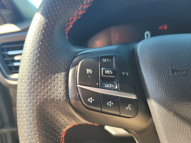 Used 2025 Ford Escape ST-Line FWD image 28