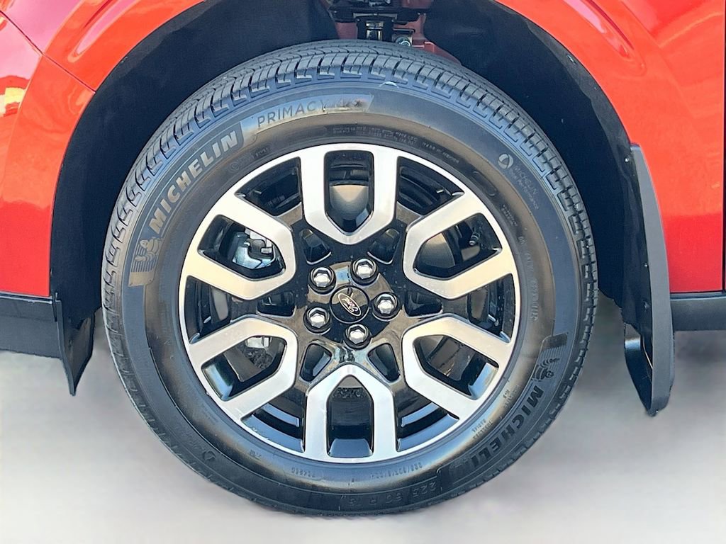 Used 2024 Ford Maverick Lariat w/ 4K Tow Package image 32