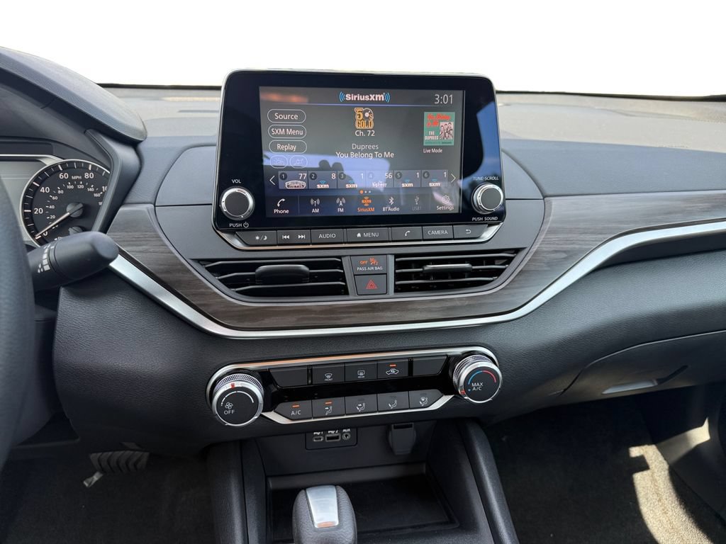 New 2026 Nissan Altima 2.5 SV AWD/4WD image 11