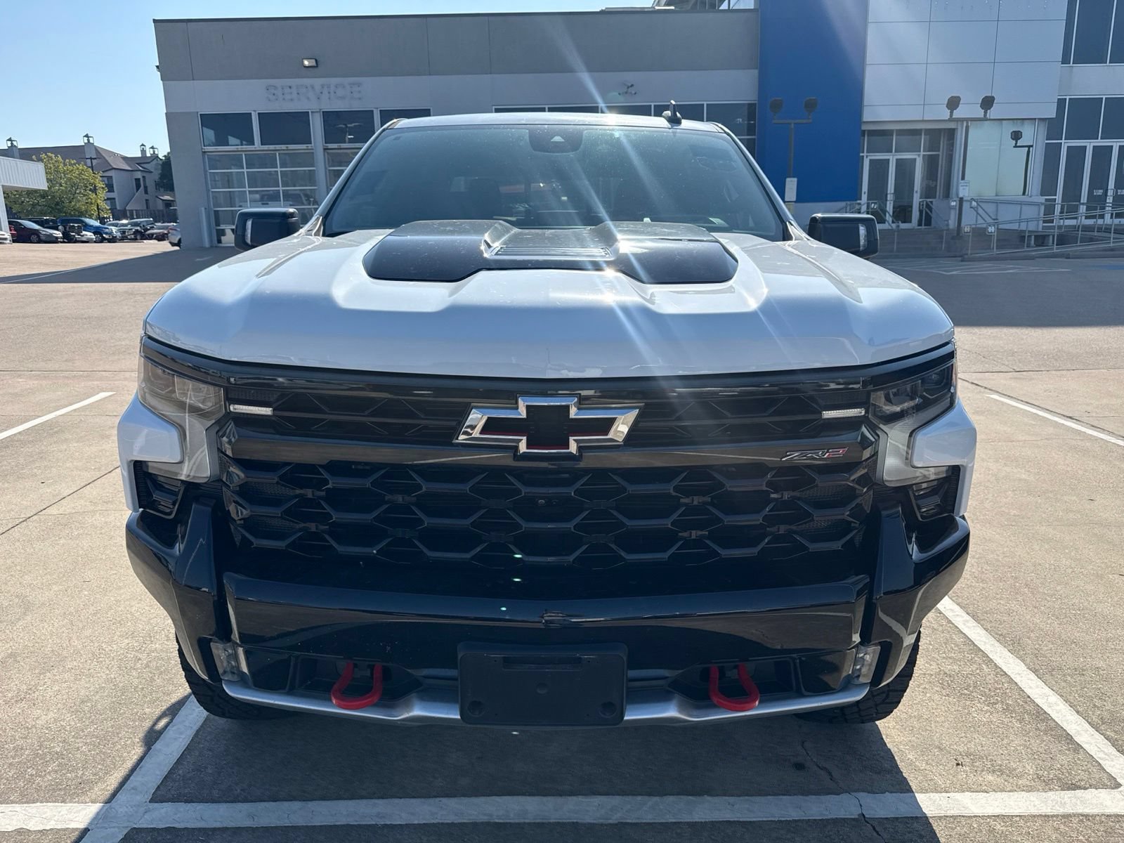 Used 2022 Chevrolet Silverado 1500 ZR2 w/ Technology Package AWD/4WD image 2