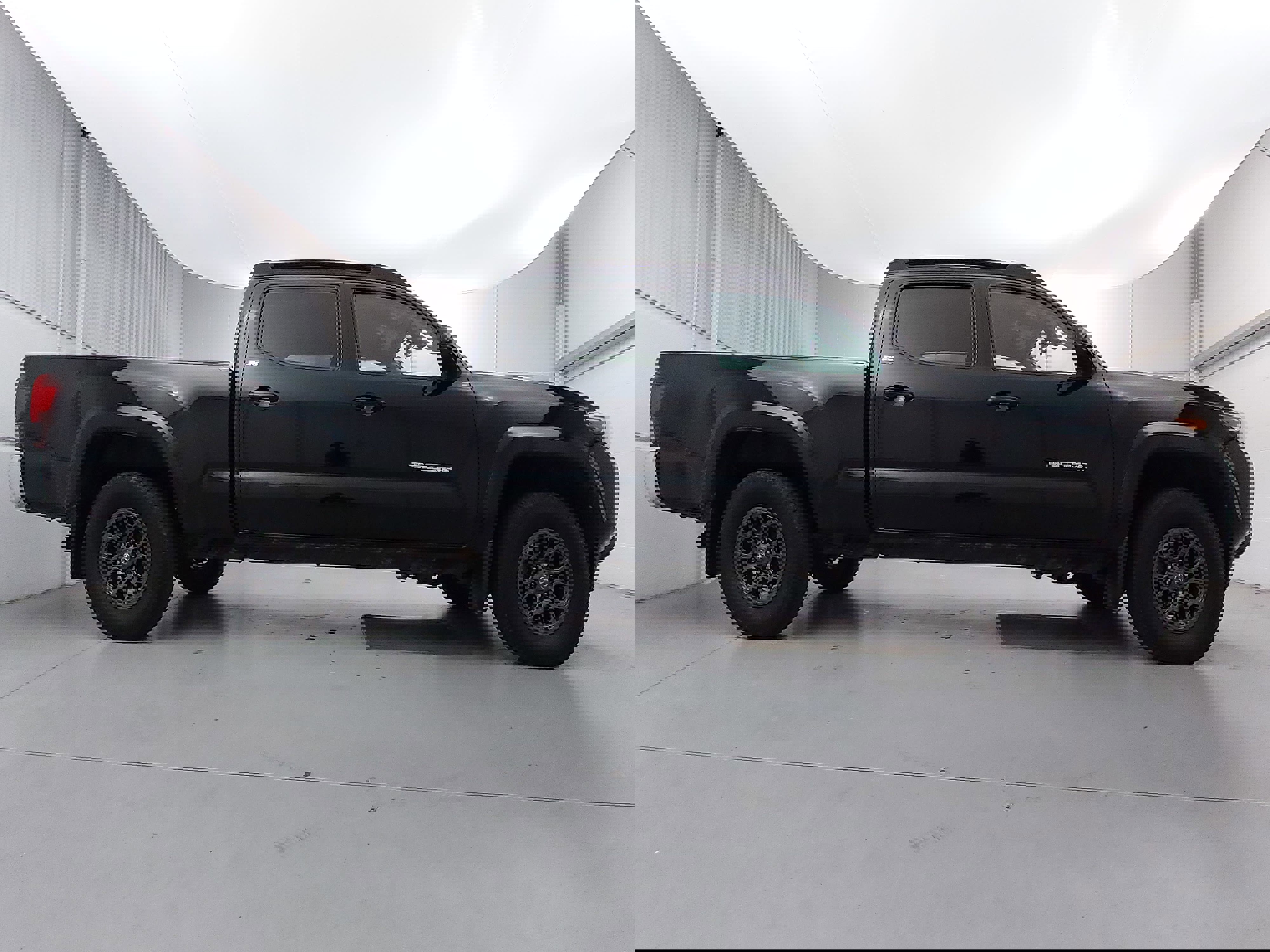 Used 2018 Toyota Tacoma SR5 image 8