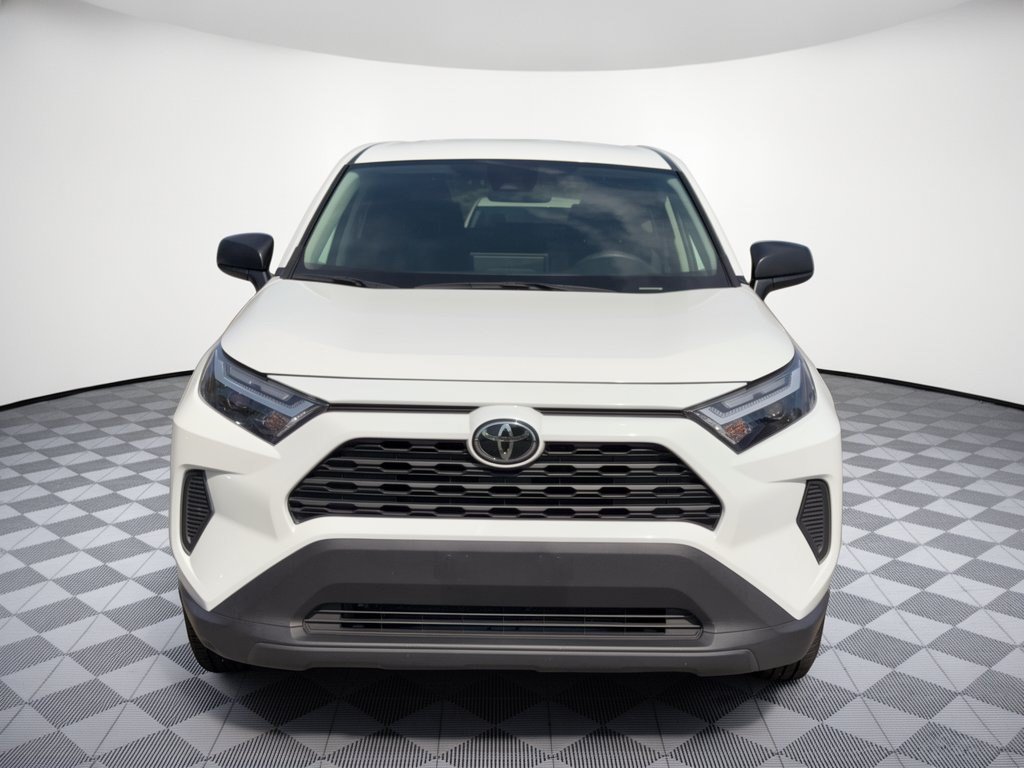Used 2024 Toyota RAV4 LE AWD/4WD image 6