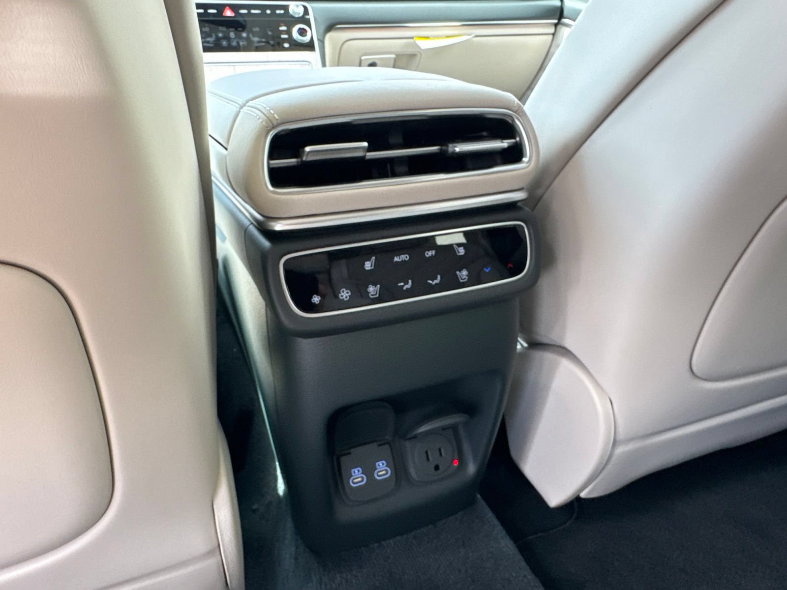 New 2026 Genesis GV80 3.5T Prestige AWD/4WD image 19