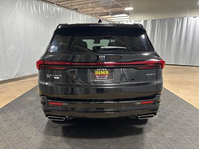 New 2026 Buick Enclave Sport Touring w/ LPO, Floor Liner Package image 3