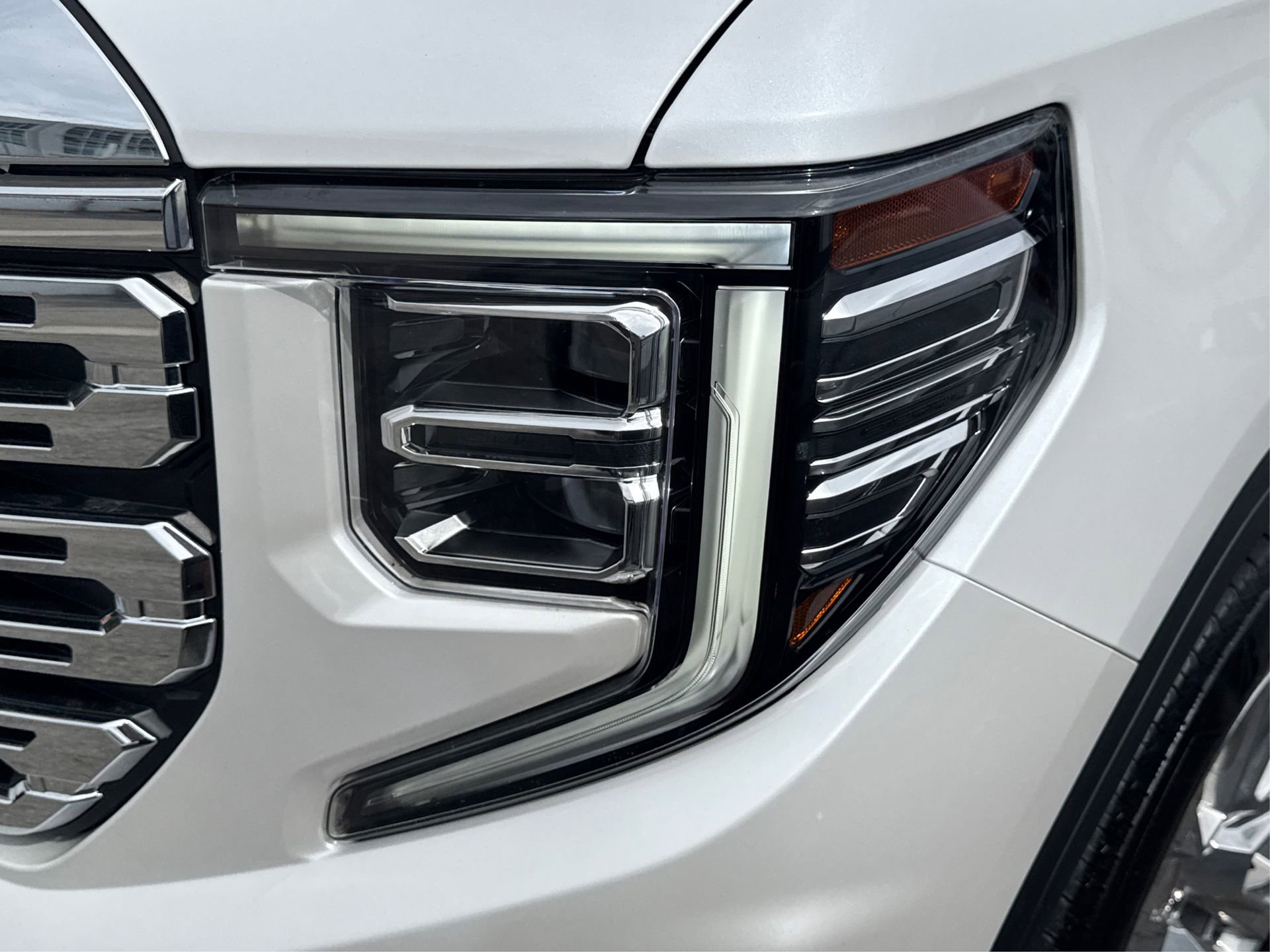 Certified 2024 GMC Sierra 1500 Denali w/ Technology Package image 17