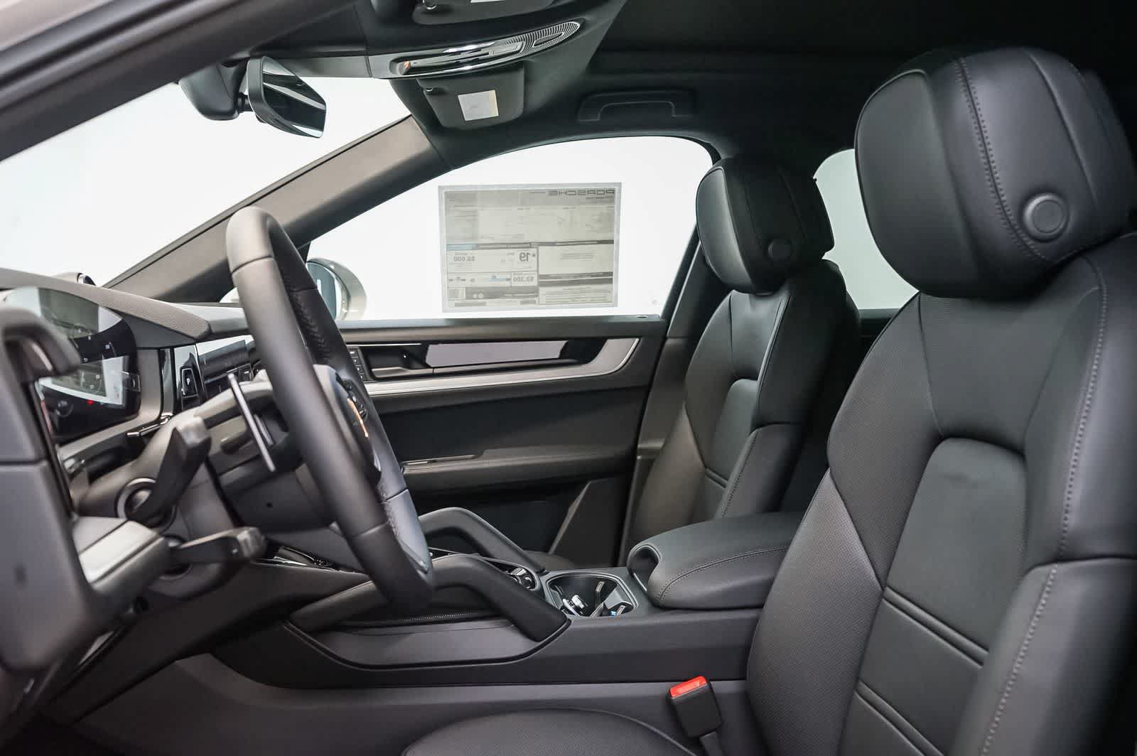 New 2026 Porsche Cayenne Coupe AWD/4WD image 22