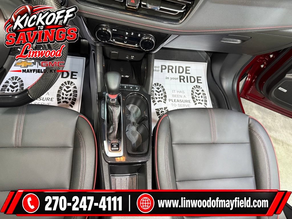 Used 2025 Chevrolet TrailBlazer RS w/ Convenience Package FWD image 19