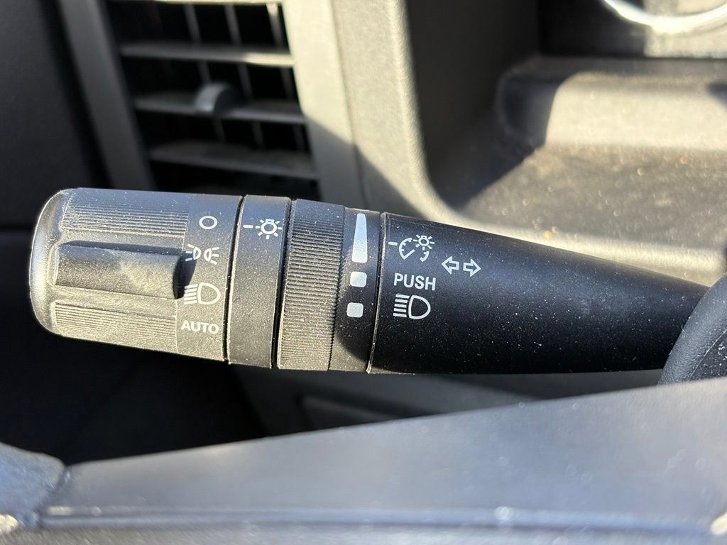Used 2012 Jeep Liberty Sport AWD/4WD image 30