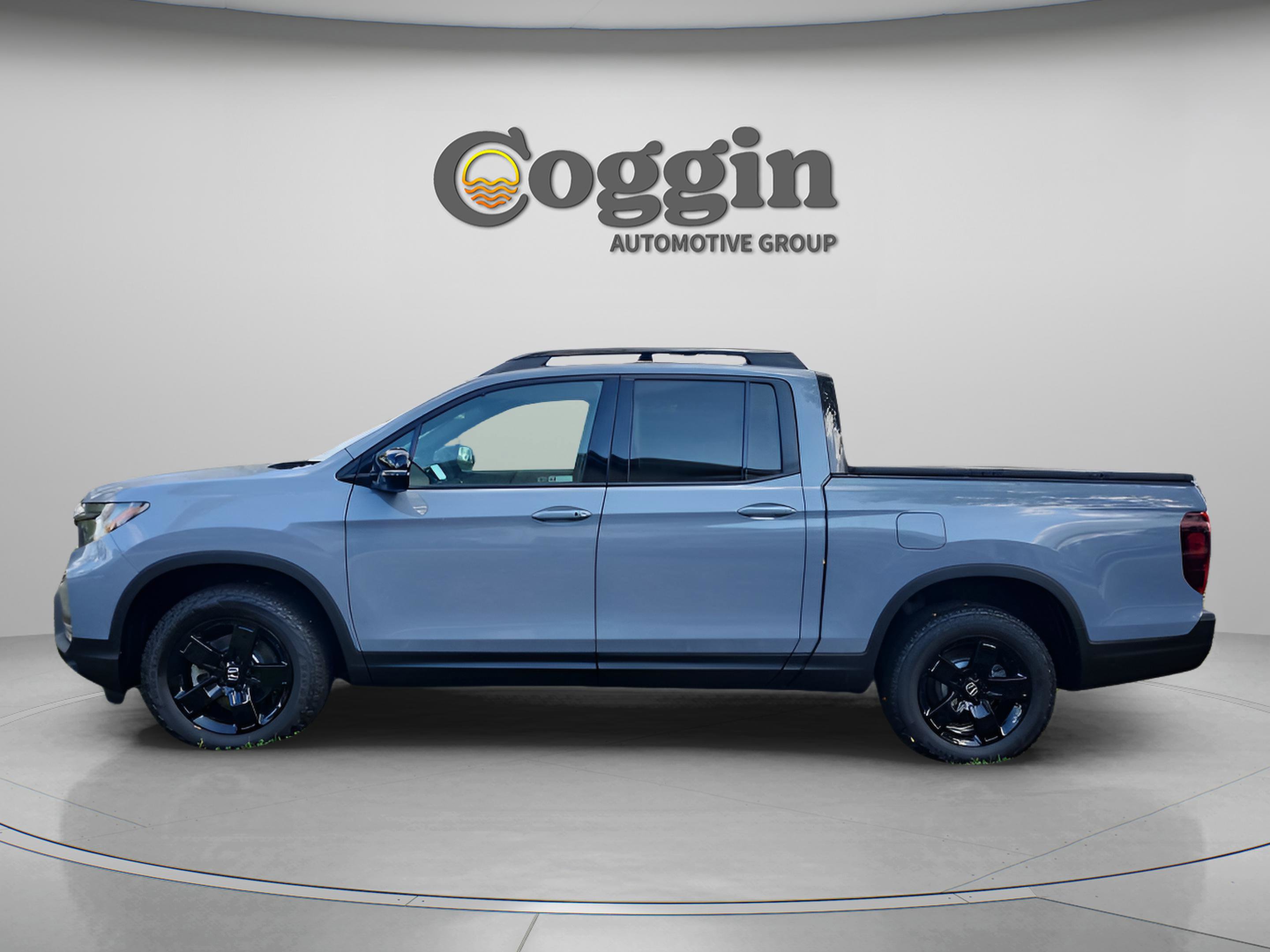 New 2026 Honda Ridgeline Black Edition image 2