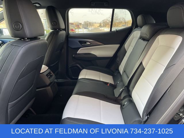 Certified 2025 Chevrolet Equinox EV LT image 23