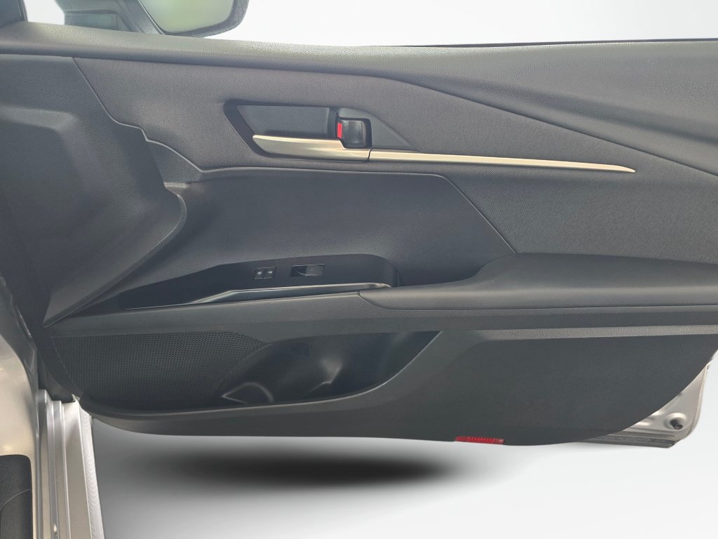 Used 2025 Toyota Camry LE FWD image 42