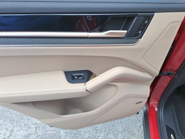 Certified 2024 Porsche Cayenne S image 20