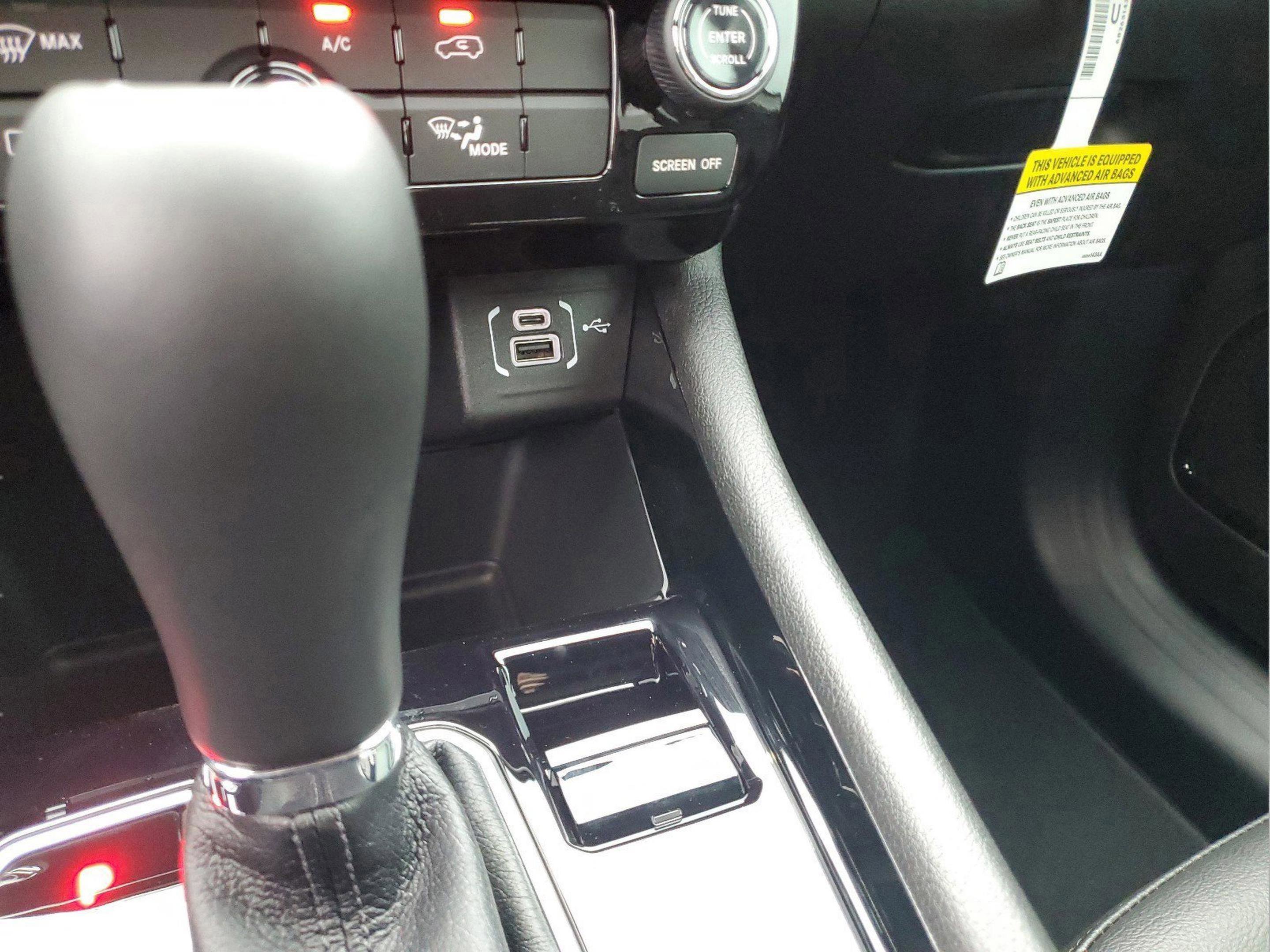 New 2026 Jeep Compass Latitude image 14