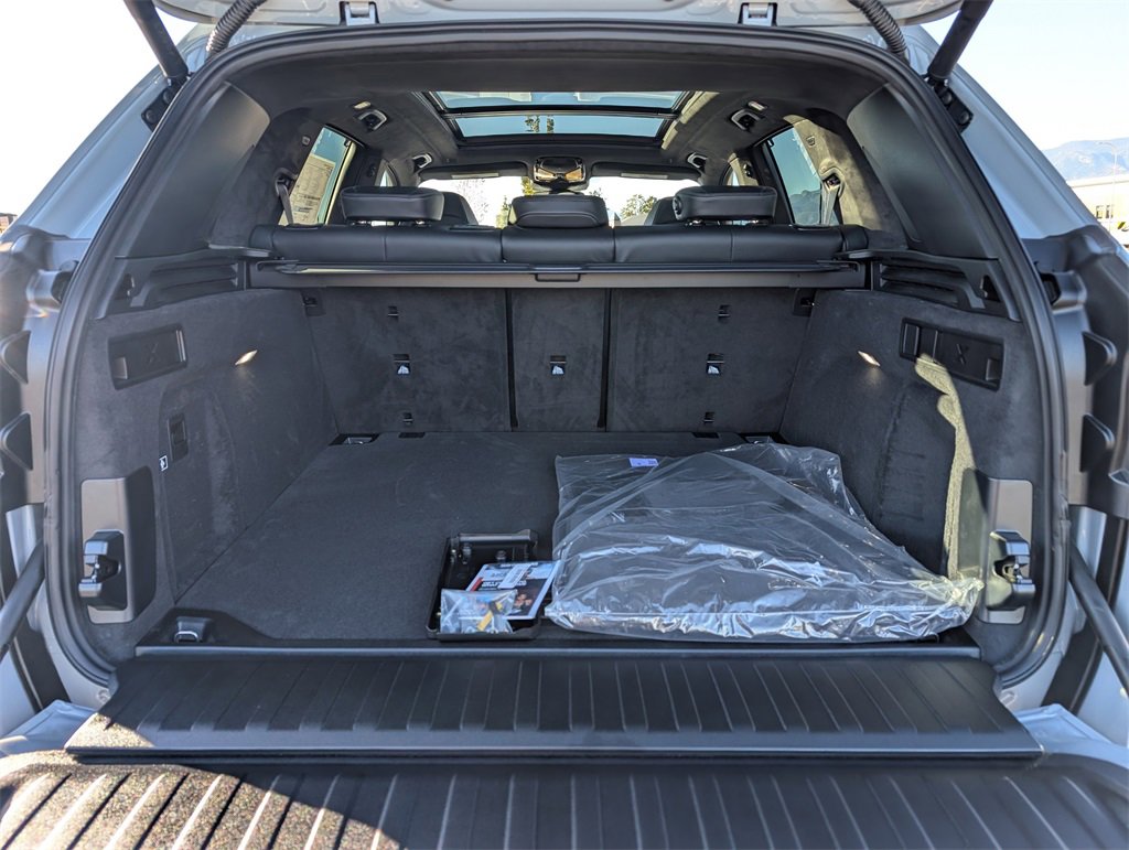 New 2026 BMW X5 M Competition w/ Executive Package image 19