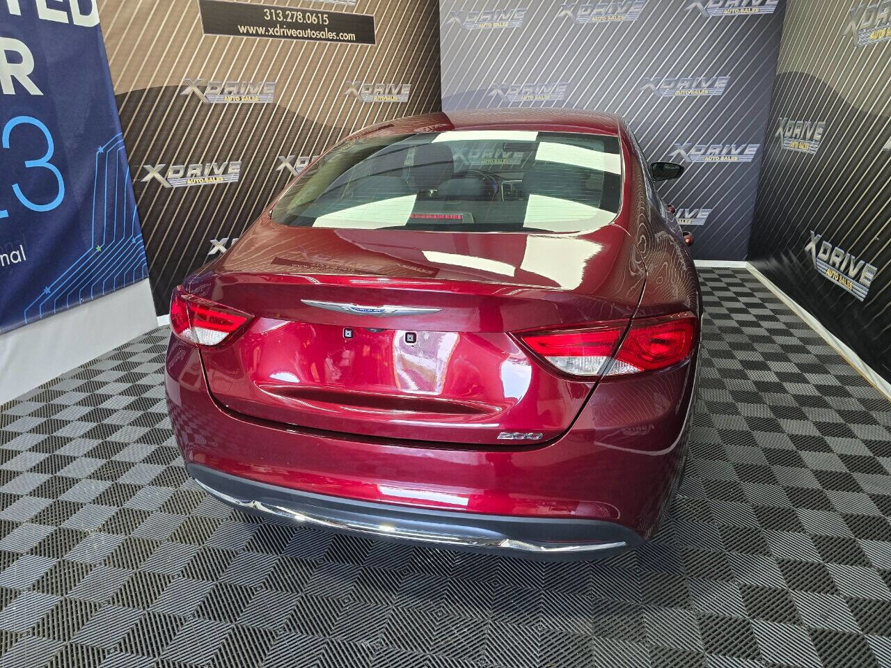 Used 2016 Chrysler 200 Limited image 14