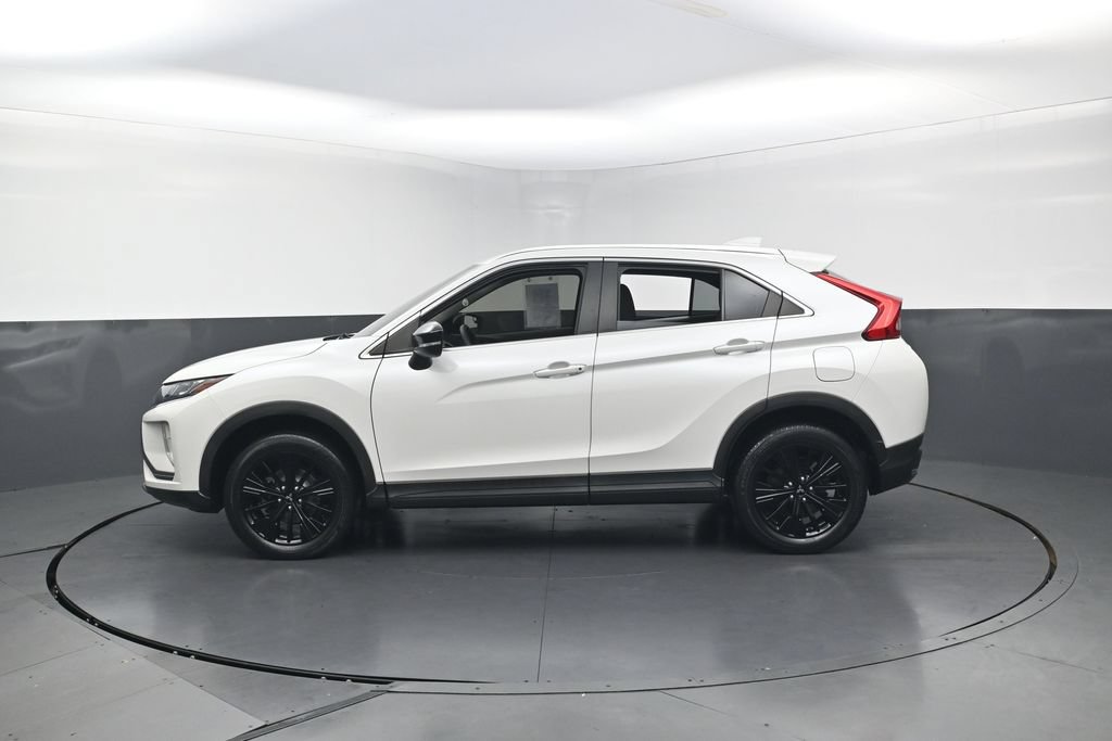 Used 2020 Mitsubishi Eclipse Cross LE AWD/4WD image 12