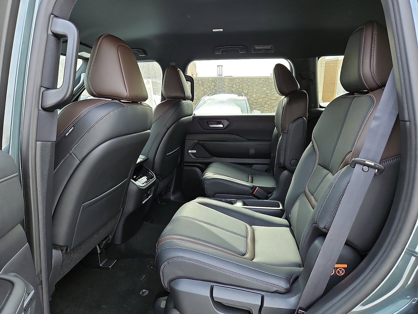 New 2026 Nissan Armada SL image 7