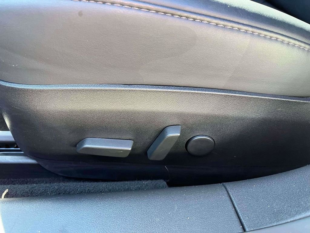 Used 2018 Tesla Model 3 Long Range image 15