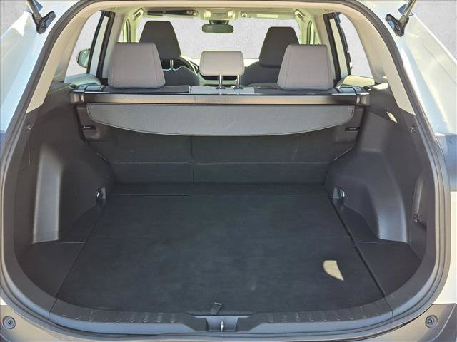 Used 2023 Toyota RAV4 XLE AWD/4WD image 6