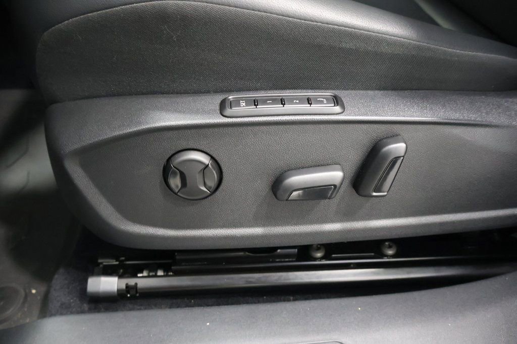 Used 2021 Volkswagen ID.4 Pro S w/ Gradient Package image 14