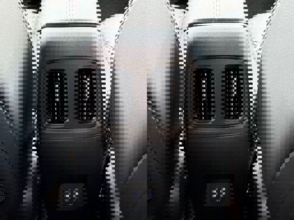 Used 2024 Hyundai Santa Cruz Limited image 14