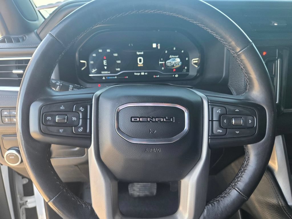 Used 2022 GMC Yukon Denali RWD image 36