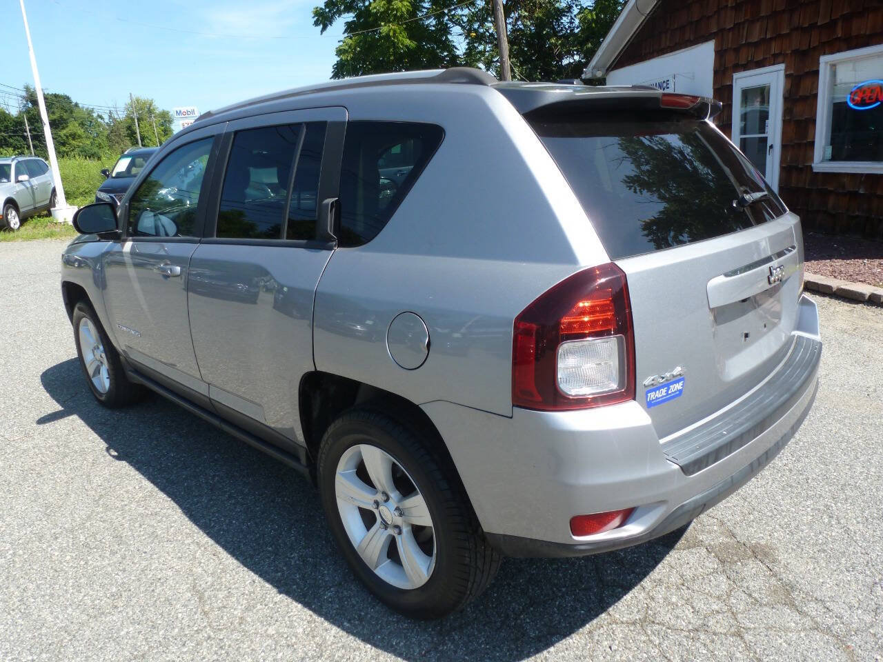 Used 2016 Jeep Compass Sport w/ Power Value Group AWD/4WD image 10