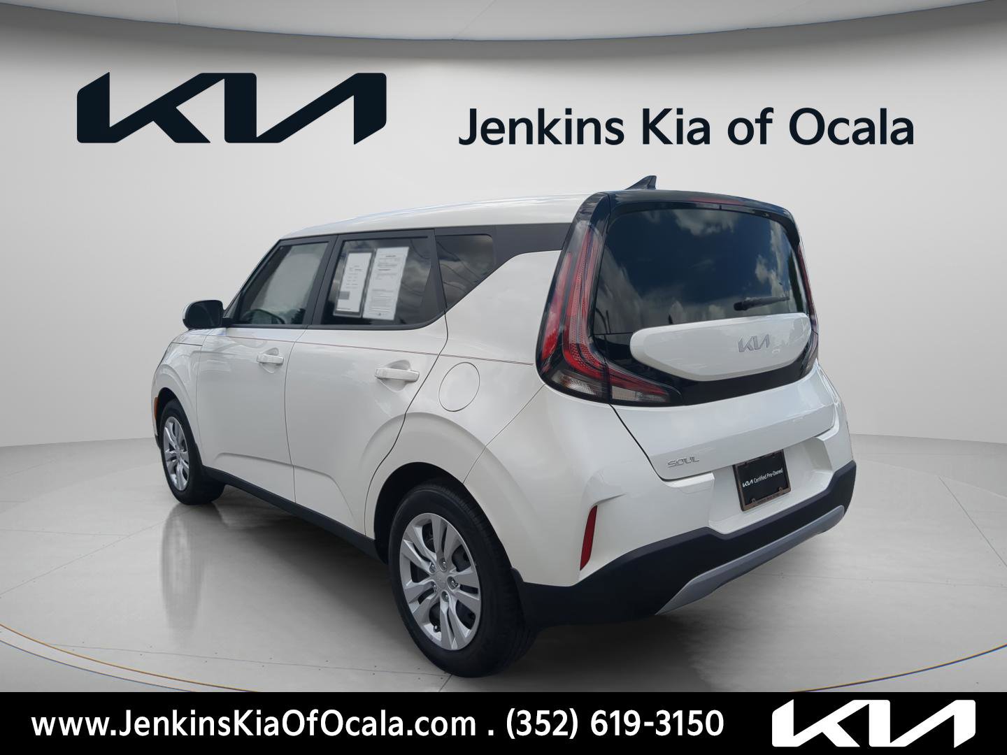 Certified 2023 Kia Soul LX FWD image 5