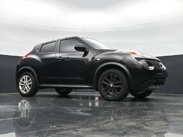 Used 2014 Nissan Juke S FWD image 43