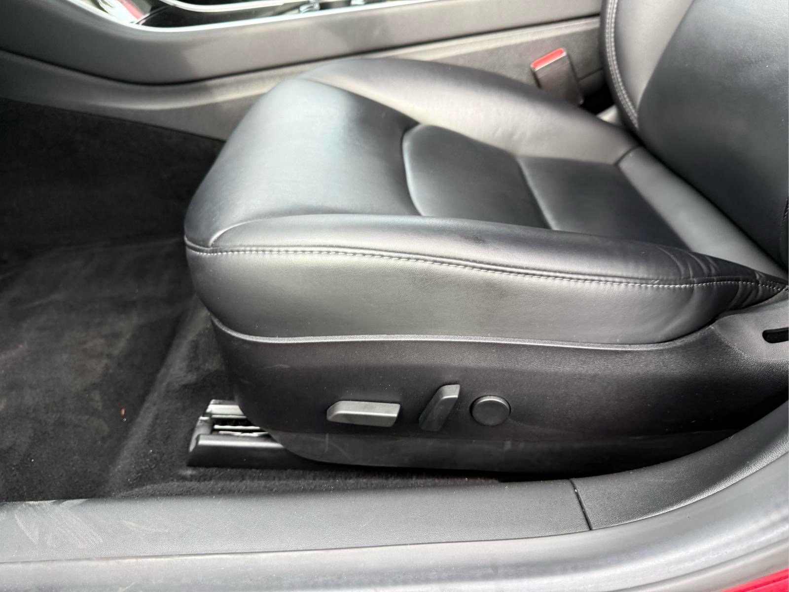 Used 2018 Tesla Model 3 Mid Range RWD image 14