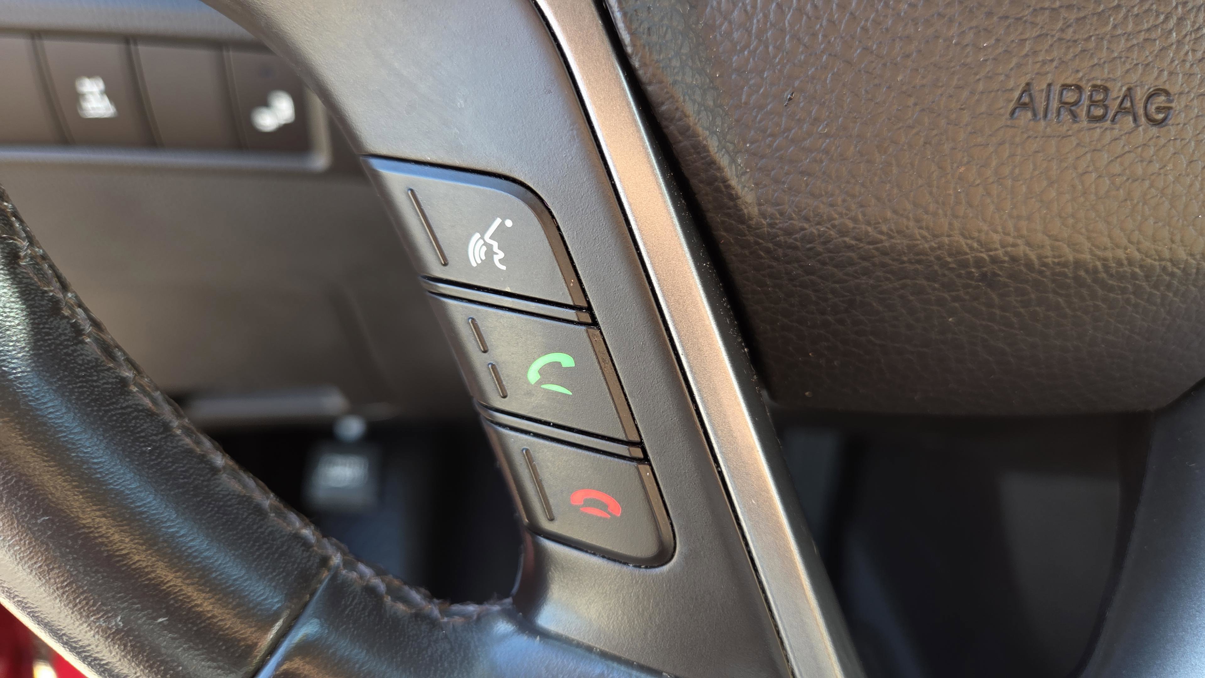 Used 2014 Hyundai Santa Fe GLS image 33