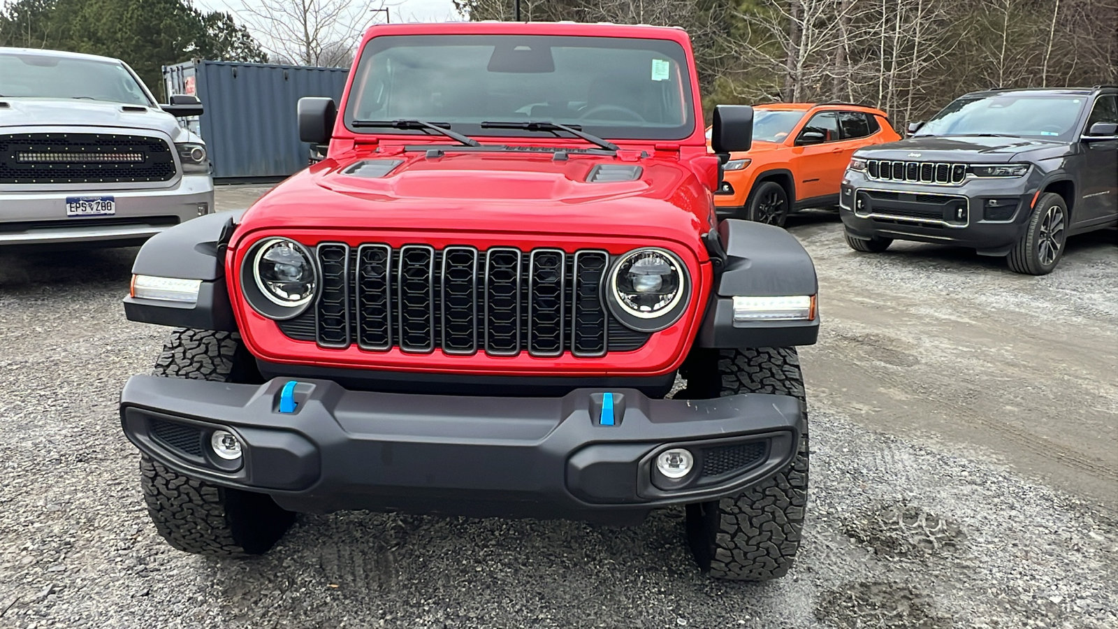 Used 2025 Jeep Wrangler Unlimited Rubicon 4xe image 3