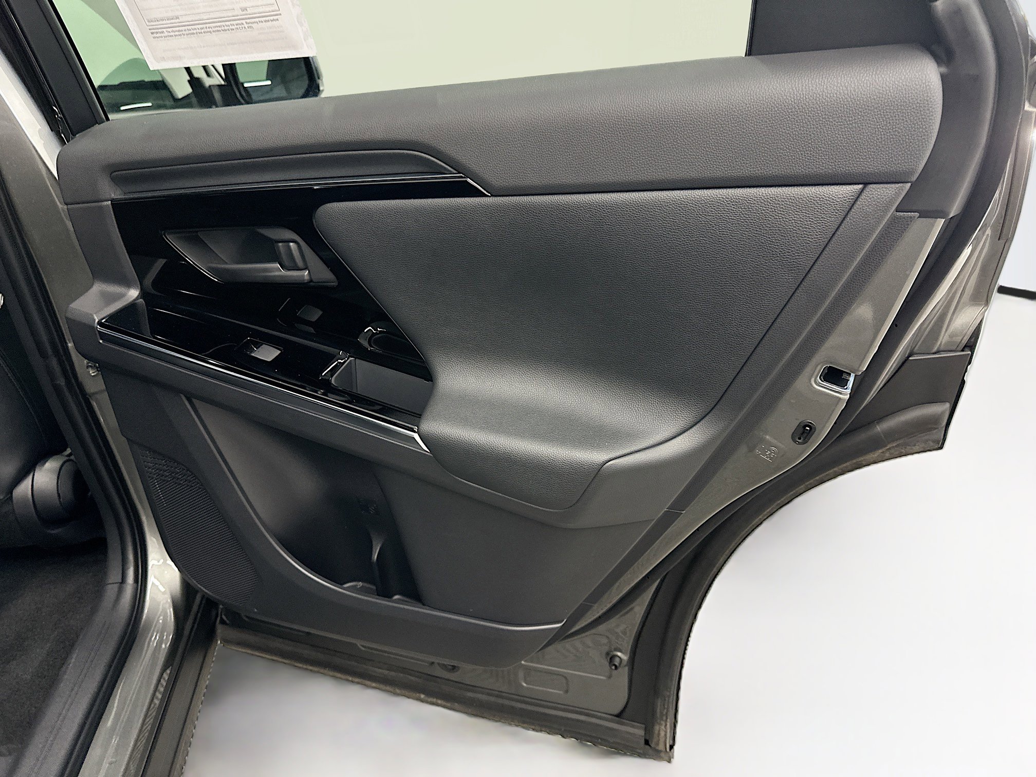 Used 2023 Toyota bZ4X Limited w/ Weather Package AWD/4WD image 33