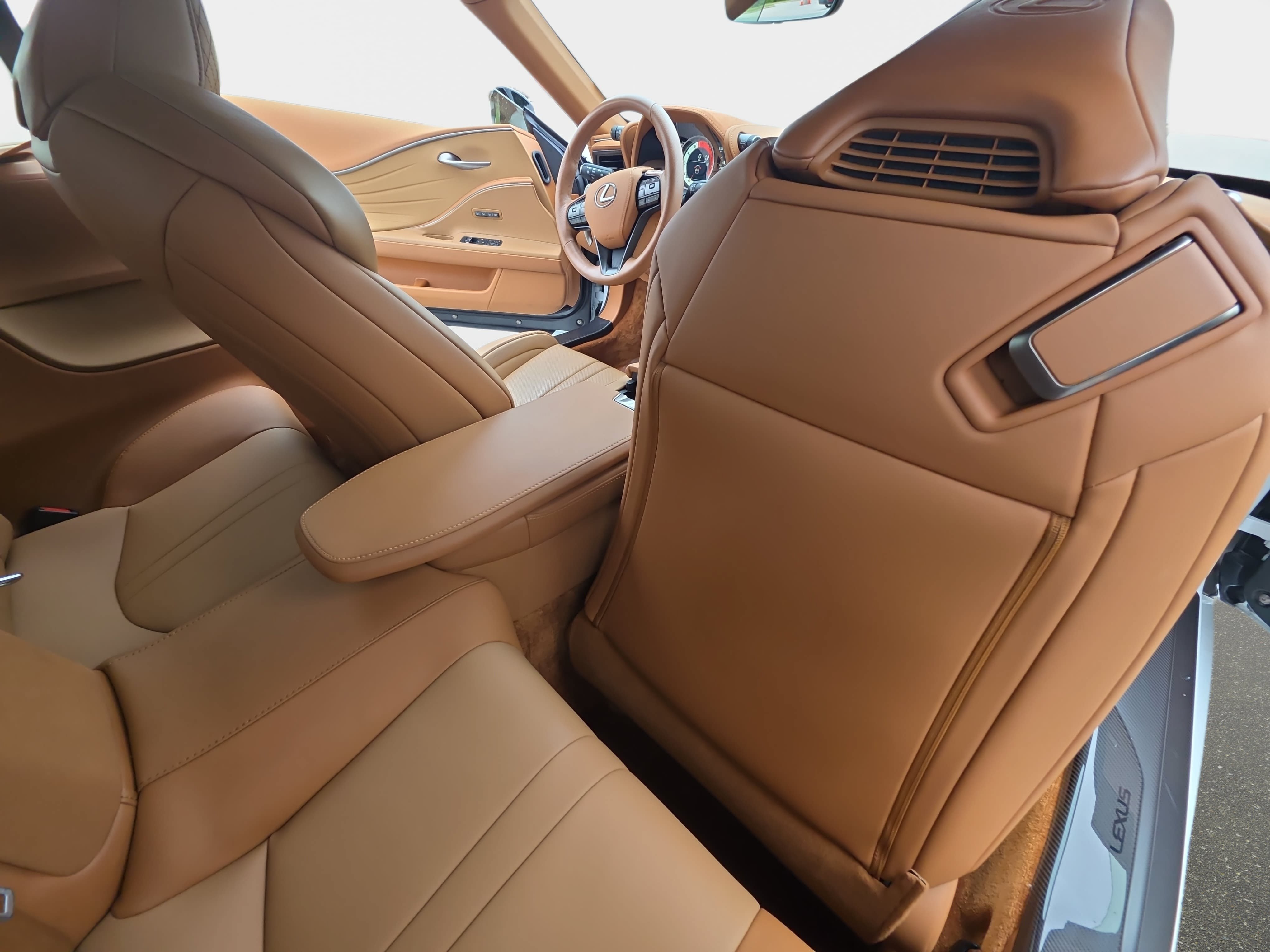Used 2021 Lexus LC 500 Convertible w/ Touring Package RWD image 11