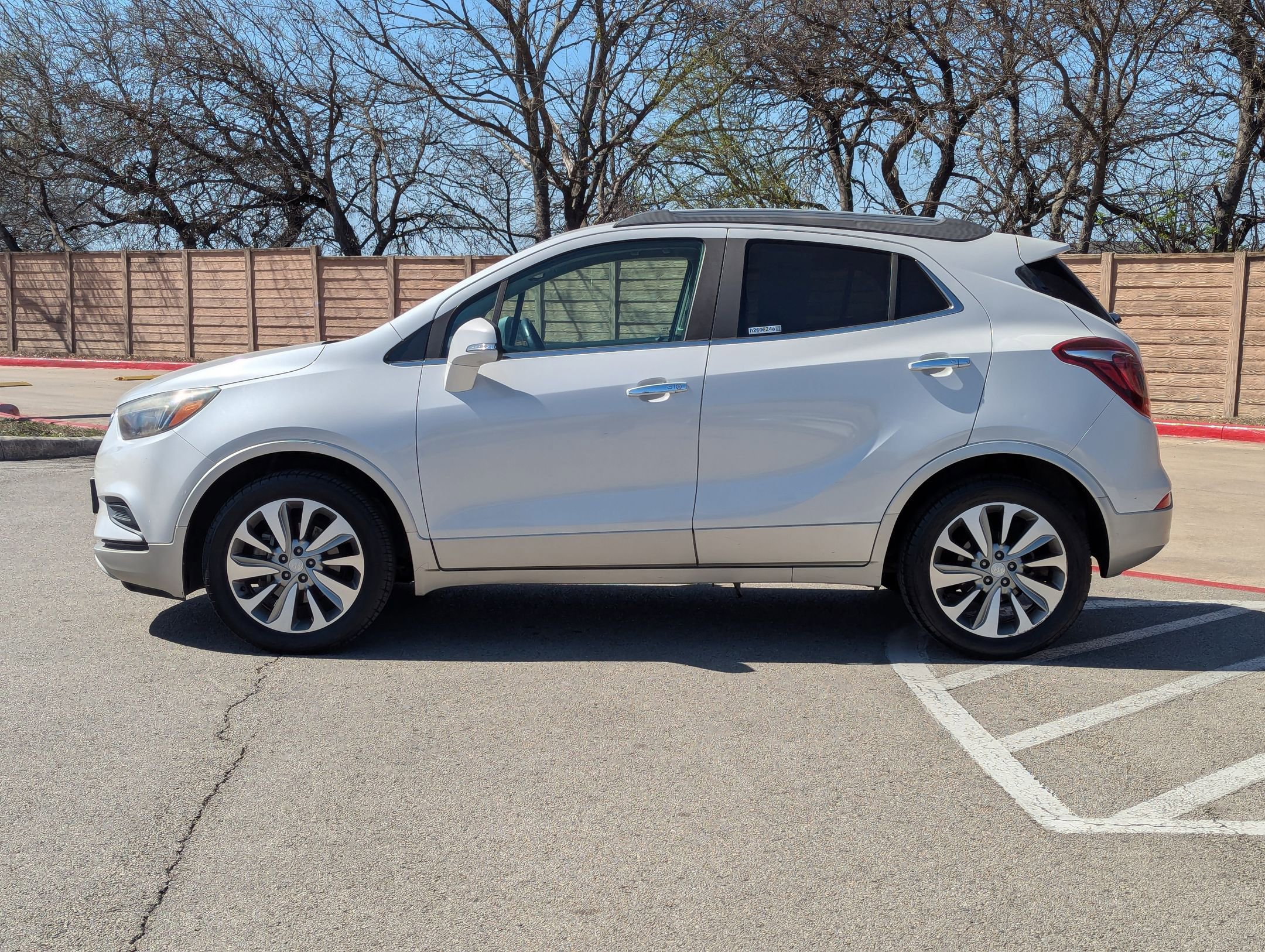 Used 2017 Buick Encore Preferred image 7