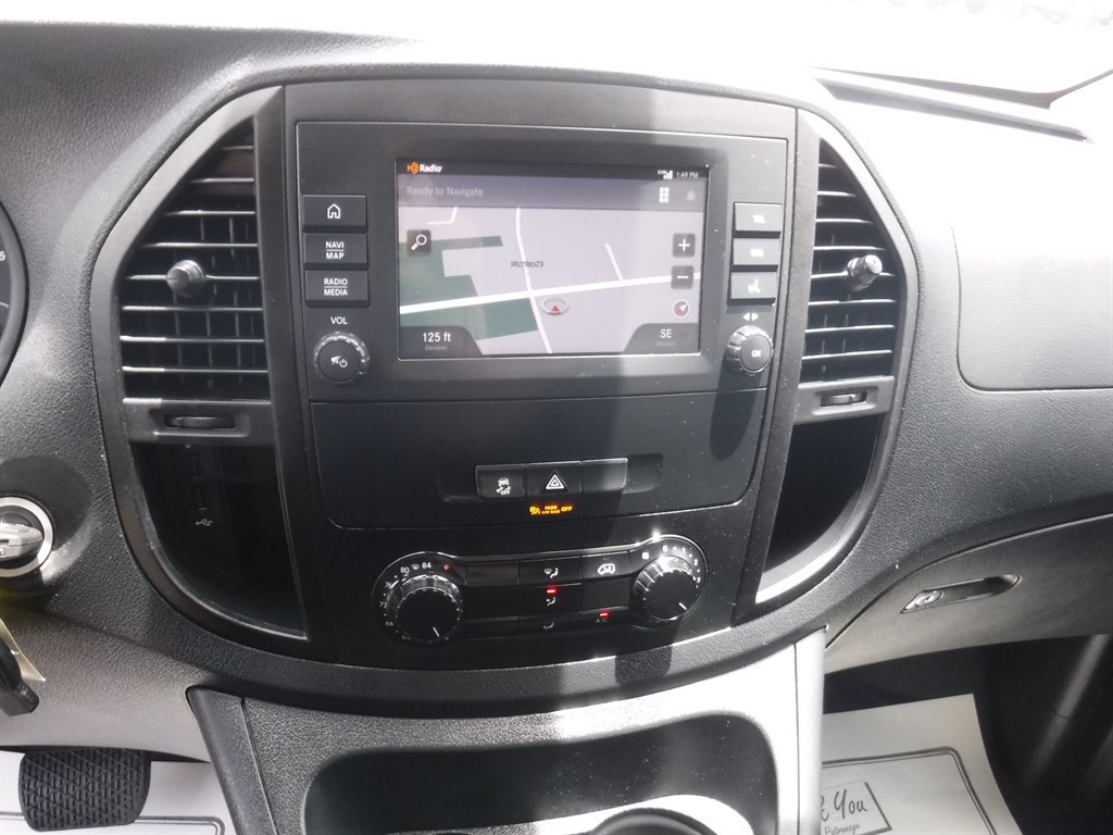 Used 2023 Mercedes-Benz Metris image 17