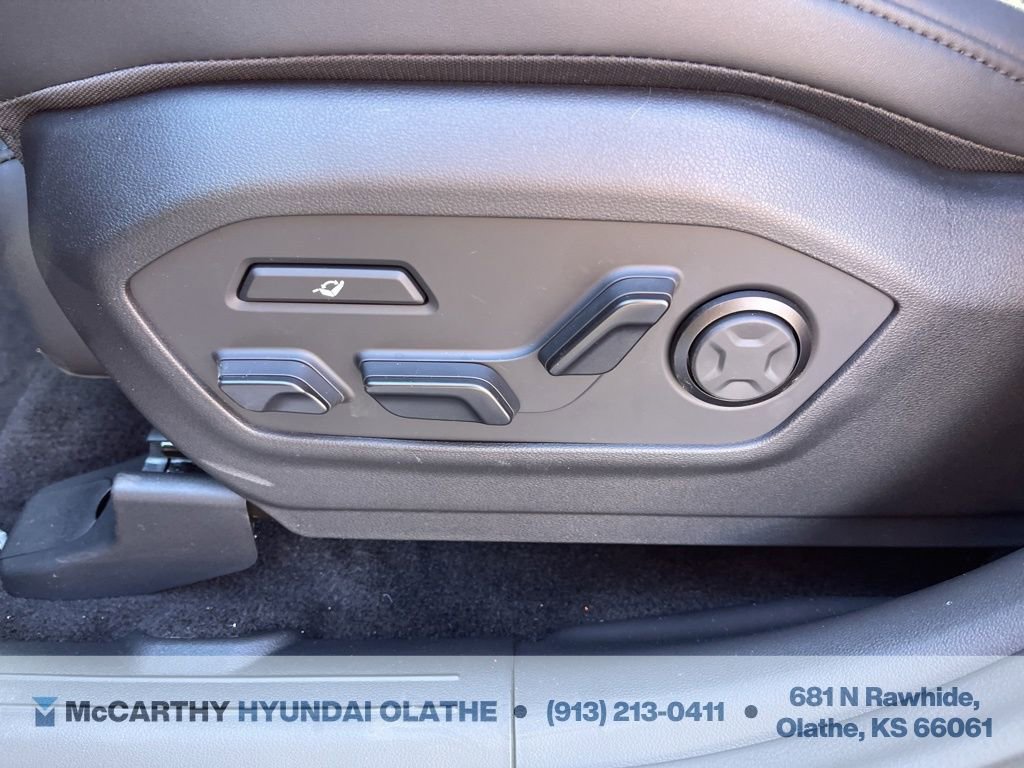Certified 2025 Hyundai Santa Fe Calligraphy image 28