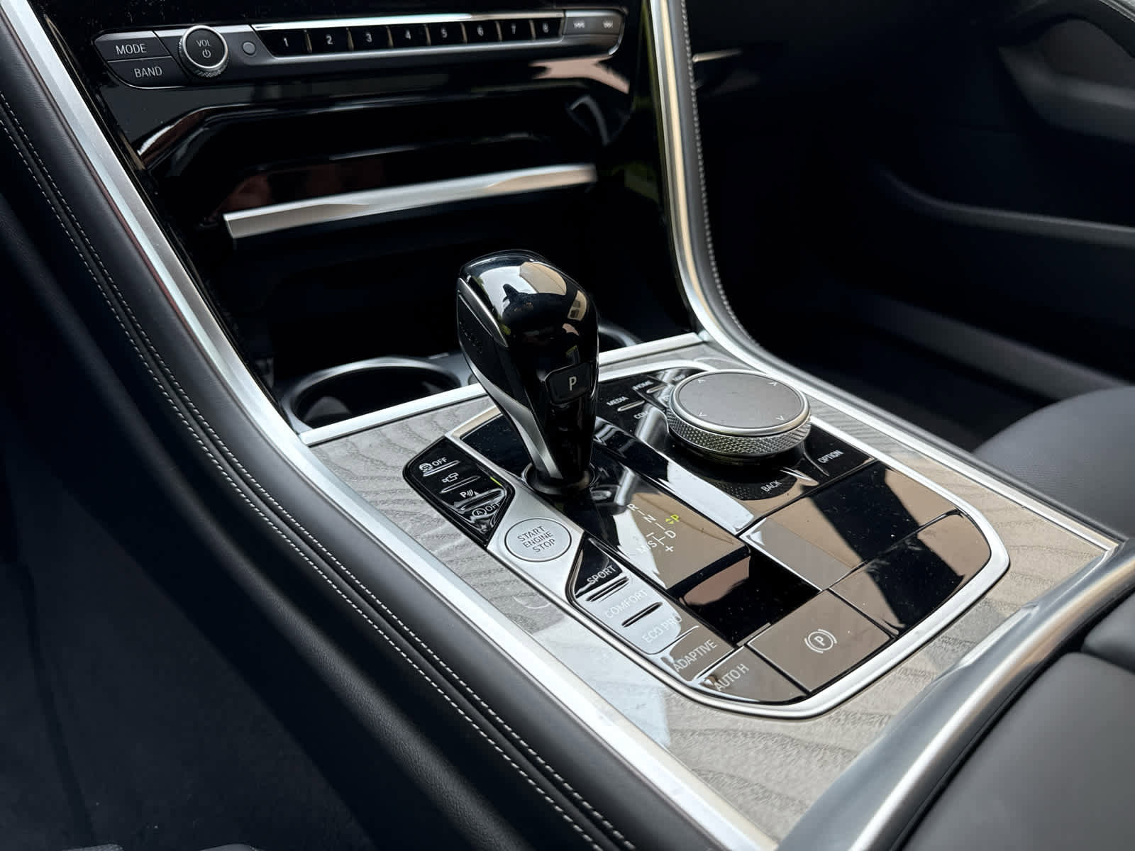 Used 2026 BMW 840i xDrive w/ M Sport Professional Package image 9