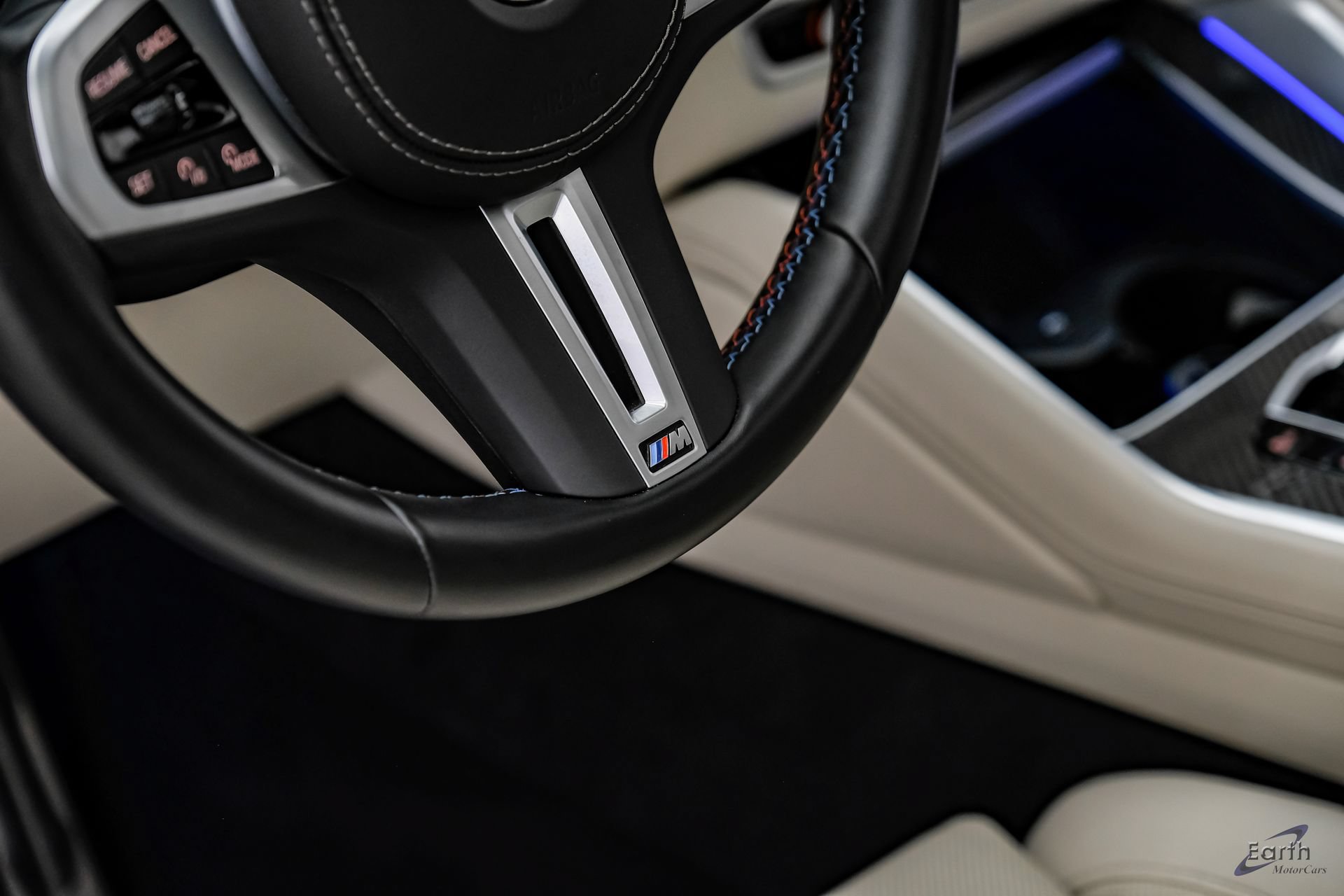 Used 2025 BMW X6 M60i w/ M Sport Professional Package AWD/4WD image 45