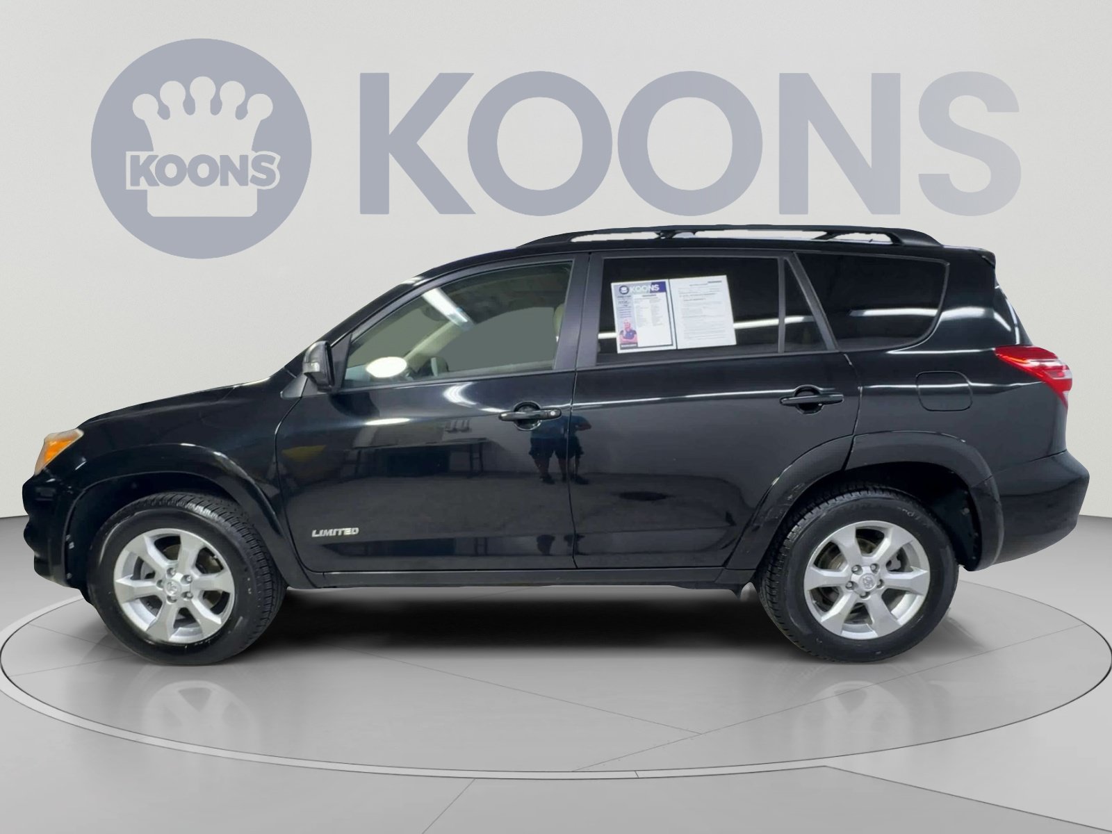 Used 2010 Toyota RAV4 Limited AWD/4WD image 7