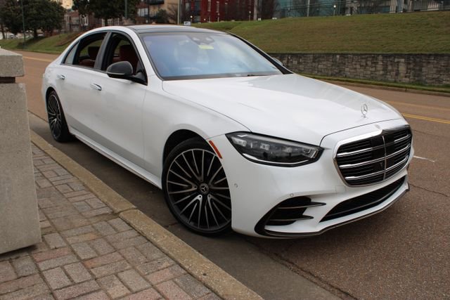 Used 2024 Mercedes-Benz S 580 4MATIC Sedan image 4