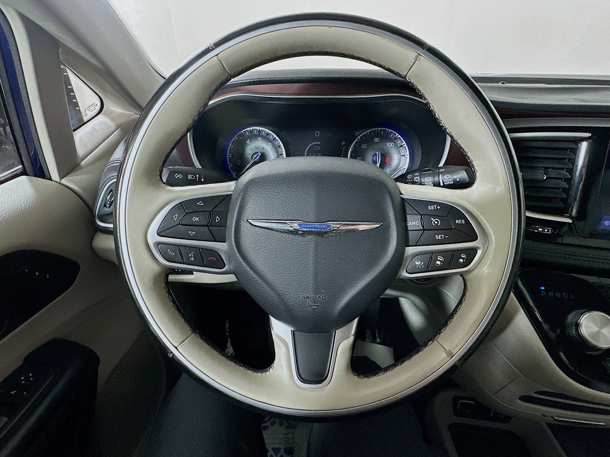 Used 2017 Chrysler Pacifica Limited w/ Advanced Safetytec Group image 11