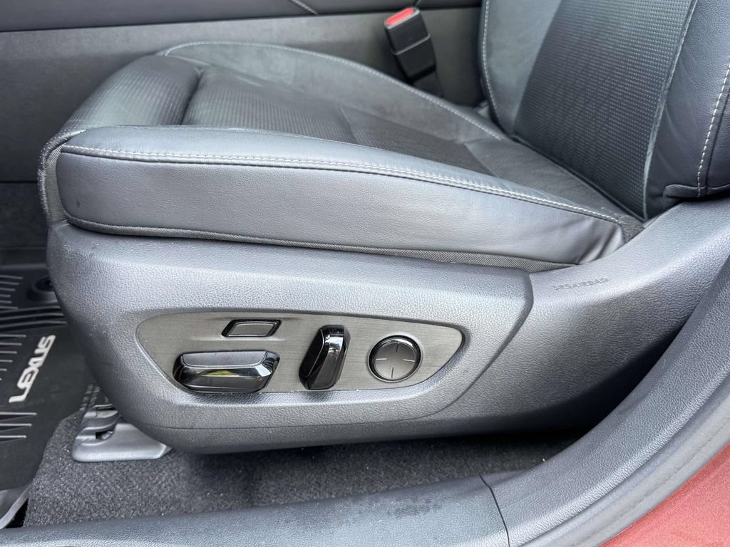 Used 2023 Lexus RX 350 FWD w/ Accessory Package (Z1) image 19