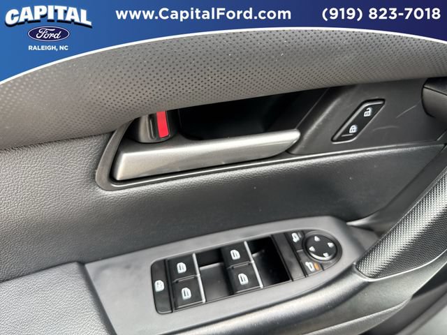Used 2025 MAZDA CX-50 AWD 2.5 S w/ Weather Package image 21