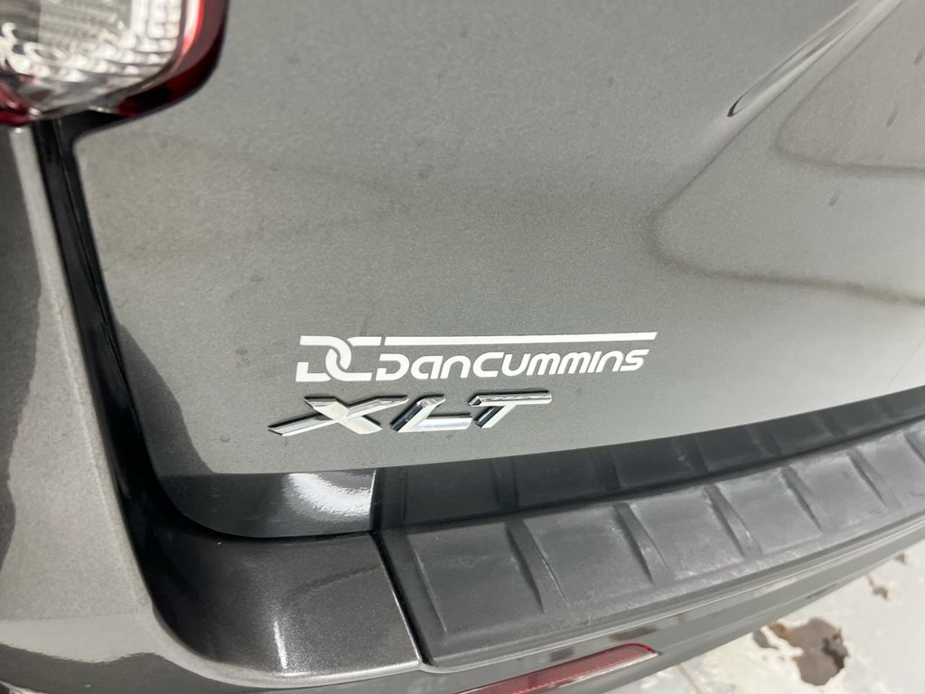 Used 2020 Ford Explorer XLT AWD/4WD image 26