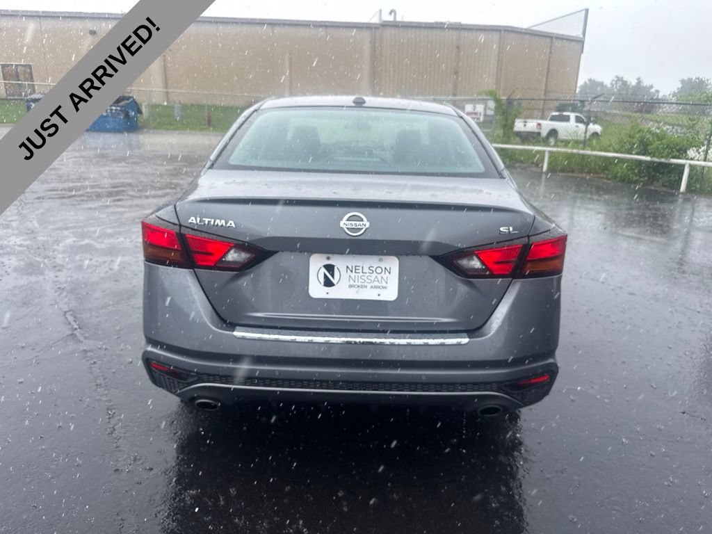 Used 2021 Nissan Altima 2.5 SL FWD image 6