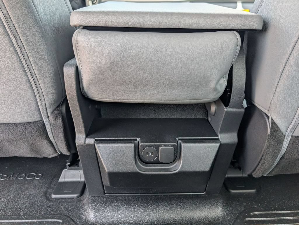 New 2026 Ford F350 XL AWD/4WD image 30
