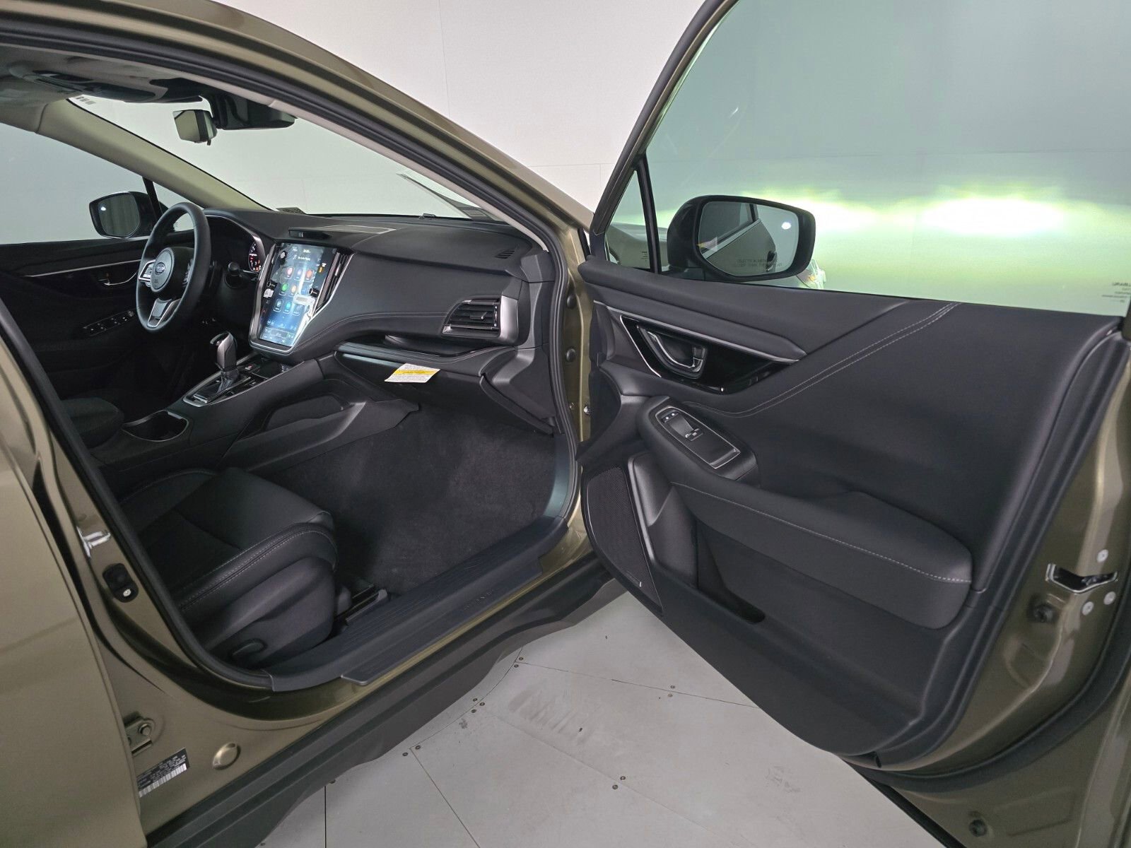 New 2025 Subaru Outback Touring XT image 18