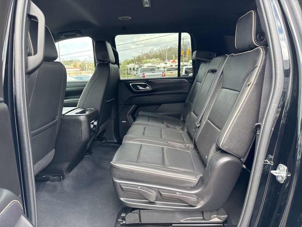 Used 2024 GMC Yukon XL SLT image 29