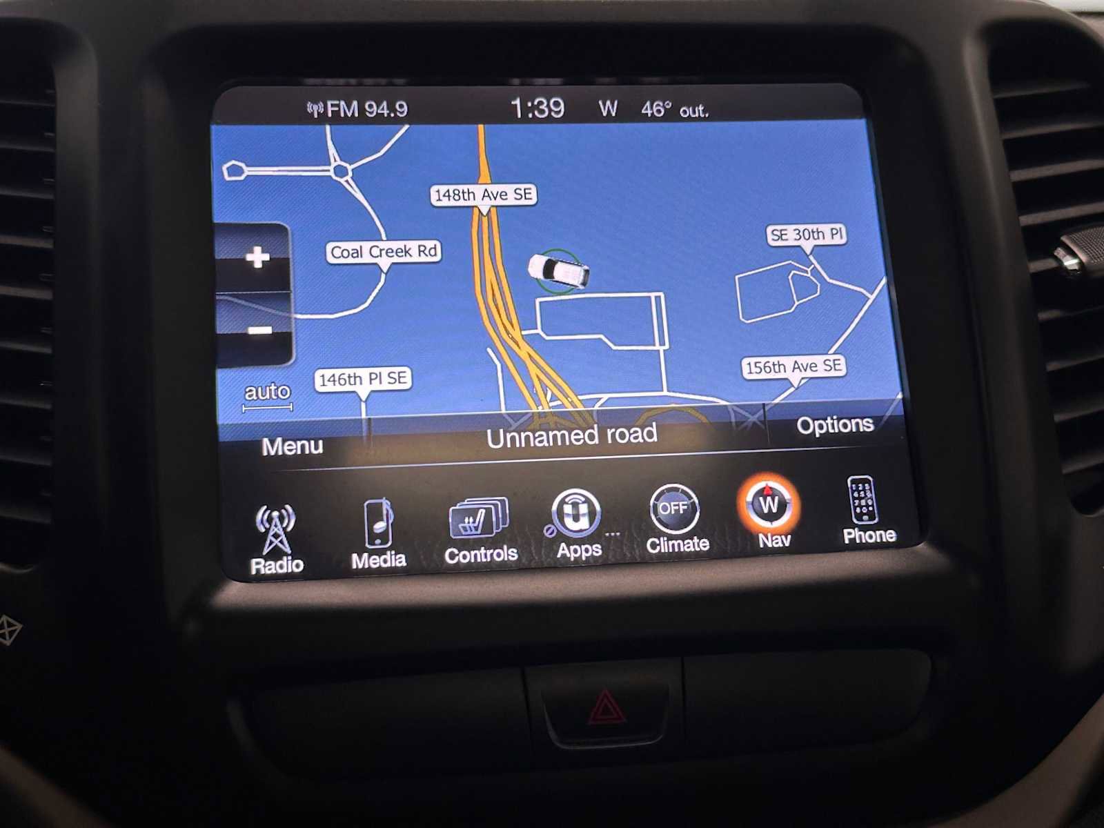 Used 2015 Jeep Cherokee Limited w/ Luxury Group image 14